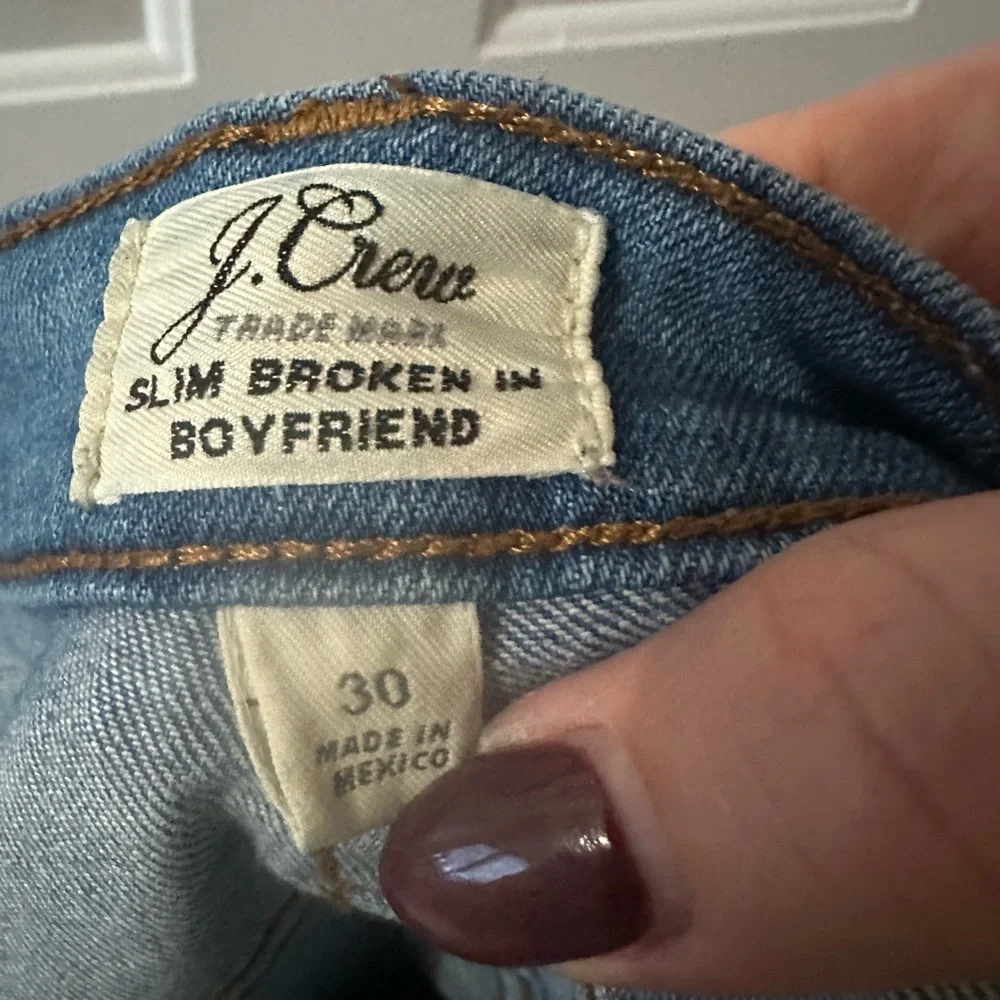 J. Crew Trademark‎ Slim Broken Boyfriend JeansDistressed. Size 30.